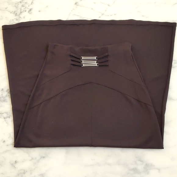 NWOT. Brown Maxi Skirt with front design. - Picture 2 of 4